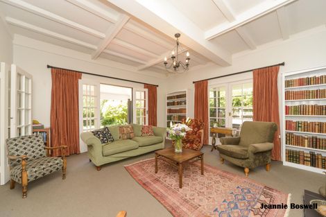 Photo of property in 220 Victoria Avenue, Hokowhitu, Palmerston North, 4410