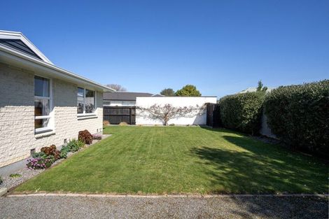 Photo of property in 6 Meldrum Place, Bishopdale, Christchurch, 8051