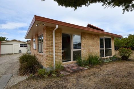 Photo of property in 21 Frederick Street, Carterton, 5713