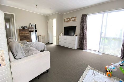 Photo of property in 19 Mona Vale, West Harbour, Auckland, 0618