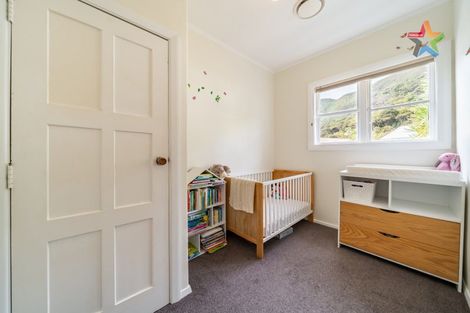 Photo of property in 15 Tyndall Street, Waiwhetu, Lower Hutt, 5010