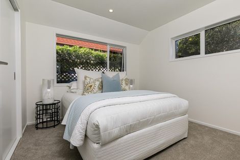 Photo of property in 11a Langana Avenue, Browns Bay, Auckland, 0630