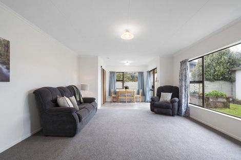 Photo of property in 4 Bethel Court, Milson, Palmerston North, 4414