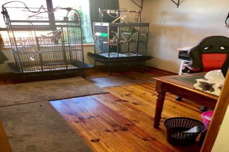 Photo of property in 5 Watkins Drive, Rangiora, 7400