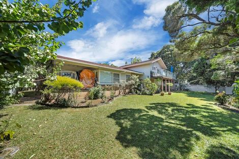 Photo of property in 2 Tudward Glade, Hillcrest, Auckland, 0627