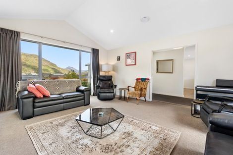 Photo of property in 3 Oxfordshire Avenue, Lower Shotover, Queenstown, 9304