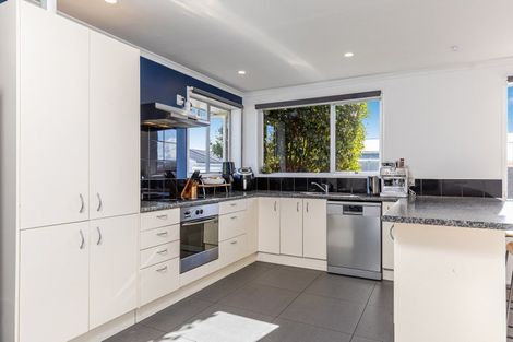 Photo of property in 2 Lynley Crescent, Blenheim, 7201