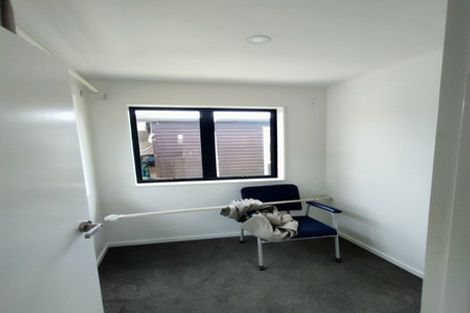 Photo of property in 7 Sycamore Drive, Sunnynook, Auckland, 0620