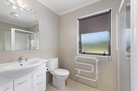 Photo of property in 64 Evergreen Crescent, Trentham, Upper Hutt, 5018