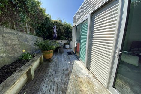 Photo of property in 23 Napier Street, Karaka Bays, Wellington, 6022
