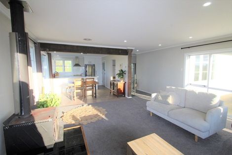 Photo of property in 32 Mccardle Road, Pahiatua, 4984