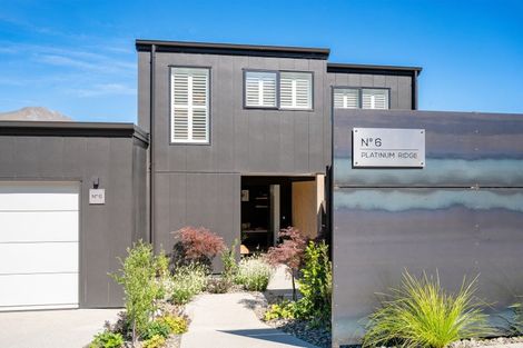 Photo of property in 6 Platinum Ridge, Wanaka, 9305
