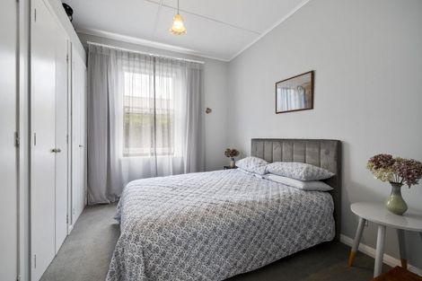 Photo of property in 89 Bridge Street, Bulls, 4818