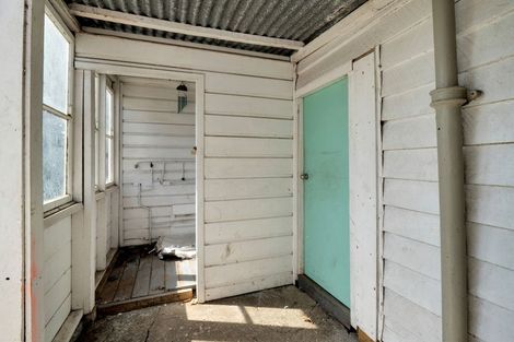 Photo of property in 41 Gloag Street, Waverley, 4510