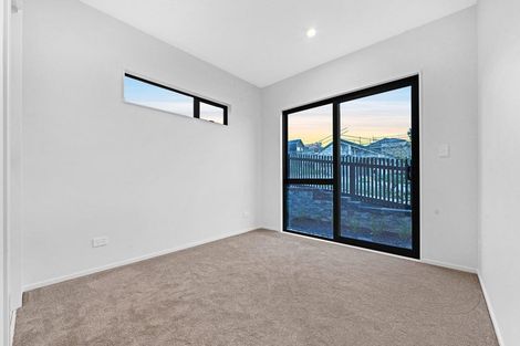 Photo of property in 4 Moko Road, Orewa, 0931