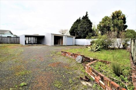 Photo of property in 1 Richardson Street, Woodville, 4920