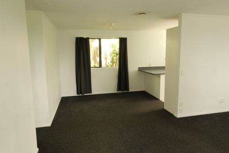 Photo of property in 140e Hepburn Road, Glendene, Auckland, 0602