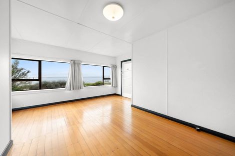 Photo of property in 9 The Esplanade, Eastern Beach, Auckland, 2012