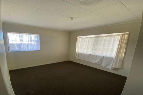 Photo of property in 19 Manuroa Road, Takanini, 2112