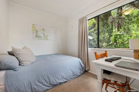 Photo of property in 41 Kauri Loop Road, Oratia, Auckland, 0604