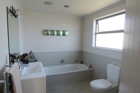 Photo of property in 42b Calvert Road, Lynmouth, New Plymouth, 4310