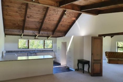 Photo of property in 446 Mountain Road, Lepperton, New Plymouth, 4373