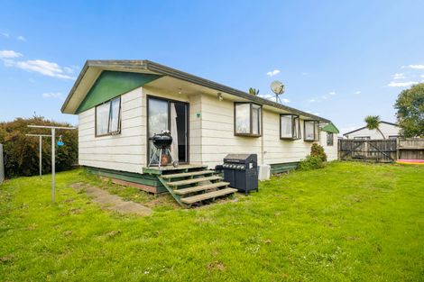 Photo of property in 2/77 Redcrest Avenue, Red Hill, Papakura, 2110