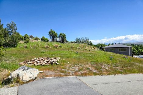 Photo of property in 16 Rankin Rise, Lake Tekapo, 7999