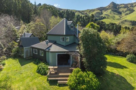 Photo of property in 196a Okains Bay Road, Robinsons Bay, Akaroa, 7581