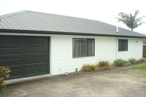 Photo of property in 21 Aberfeldy Avenue, Highland Park, Auckland, 2010