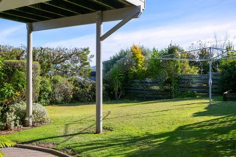 Photo of property in 12 Harvey Street, Waipahihi, Taupo, 3330