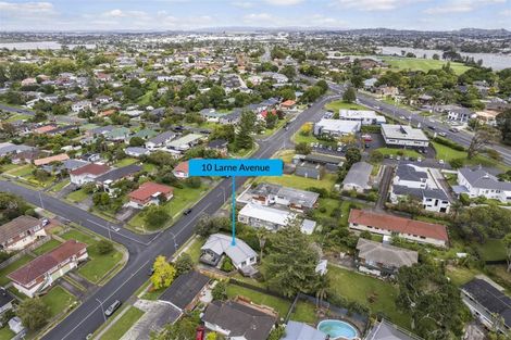 Photo of property in 10 Larne Avenue, Pakuranga Heights, Auckland, 2010