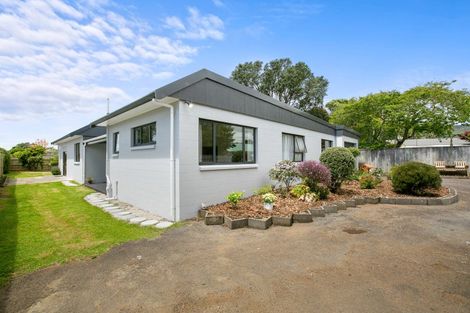 Photo of property in 3 Prudence Place, Oakura, 4314