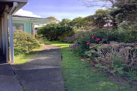 Photo of property in 1/1 Ocean View Road, Hillcrest, Auckland, 0627