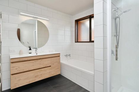 Photo of property in 15 Connemara Drive, Northwood, Christchurch, 8051