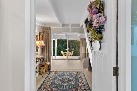 Photo of property in 819 Whangaparaoa Road, Manly, Whangaparaoa, 0930