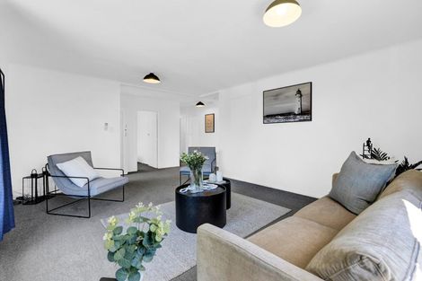 Photo of property in 8 Granby Place, Westown, New Plymouth, 4310