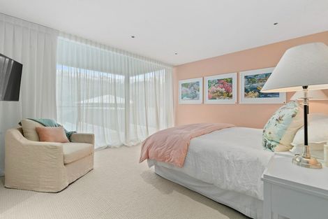Photo of property in 12 Bay Rise, Wanaka, 9305
