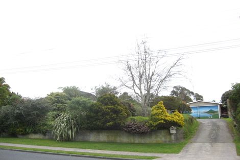 Photo of property in 24 Awanui Street, Merrilands, New Plymouth, 4312