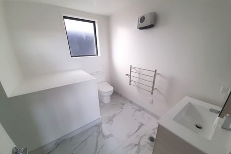 Photo of property in 9/59 Neil Avenue, Te Atatu Peninsula, Auckland, 0610