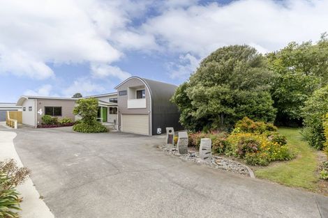 Photo of property in 4 Iwanui Close, Waitara, 4320
