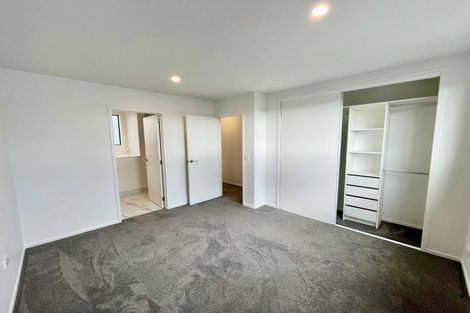Photo of property in 7/22 Yeovil Road, Te Atatu Peninsula, Auckland, 0610