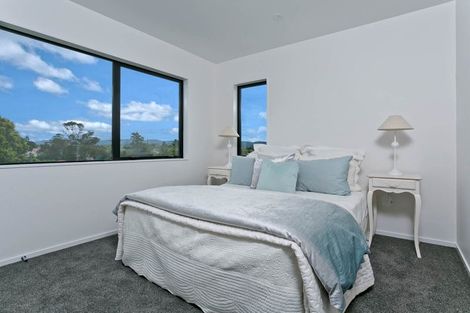 Photo of property in 3/19 Kingdale Road, Henderson, Auckland, 0610