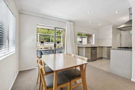 Photo of property in 232 Schnapper Rock Road, Schnapper Rock, Auckland, 0632