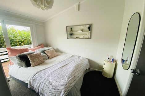 Photo of property in 32 Evans Pass Road, Sumner, Christchurch, 8081