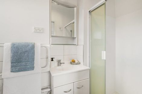 Photo of property in 114 Mountbatten Avenue, Hillcrest, Auckland, 0627