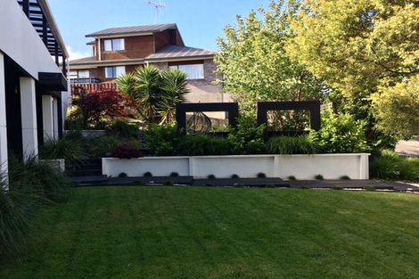 Photo of property in 22 Gilbass Avenue, Hamilton Lake, Hamilton, 3204