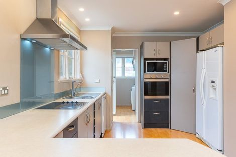 Photo of property in 27 Hewer Crescent, Naenae, Lower Hutt, 5011