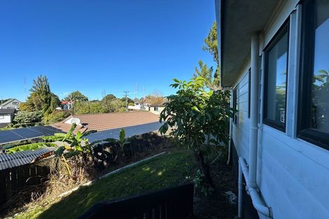 Photo of property in 266 Triangle Road, Massey, Auckland, 0614