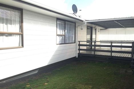 Photo of property in 2/15 Tyburnia Avenue, Mount Albert, Auckland, 1025